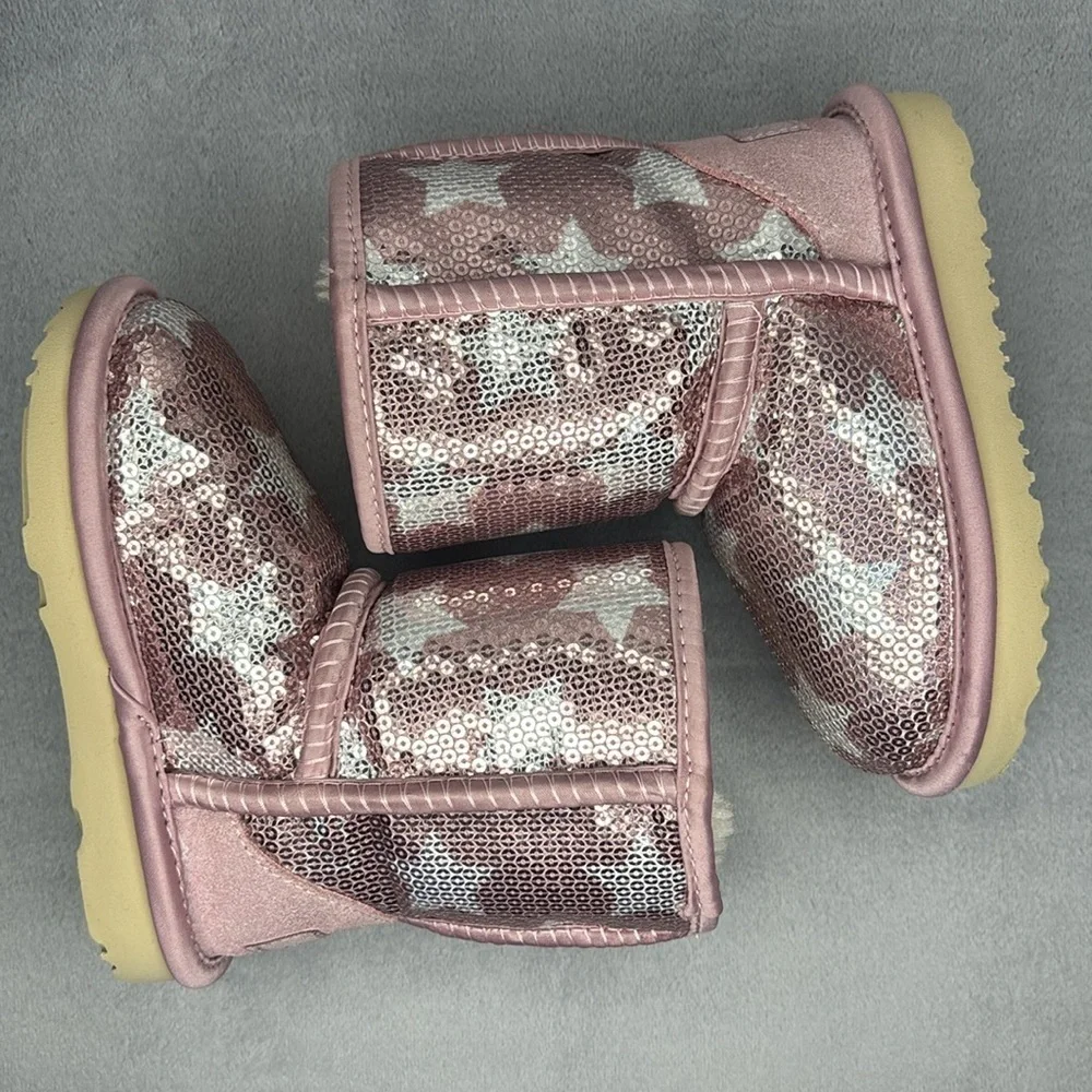 UGG Pink Silver Sequin Classic Boots Toddler Girl Size 8 Sparkle